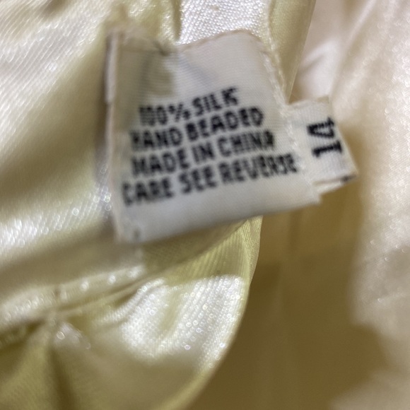 Ivory sequined formal gown - Picture 13 of 13